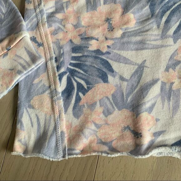 Pastel Tropical Print Cropped Hoodie - Picture 9 of 9